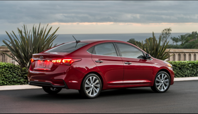 2019 Hyundai Accent exterior