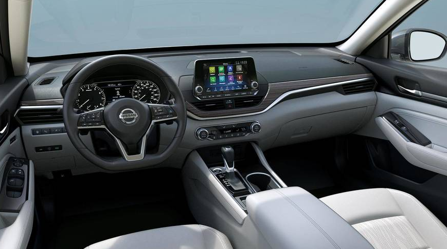 2019 Nissan Altima Interior