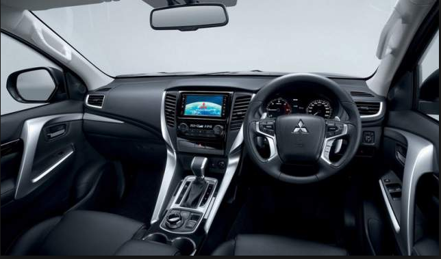 2019 Mitsubishi L200 interior