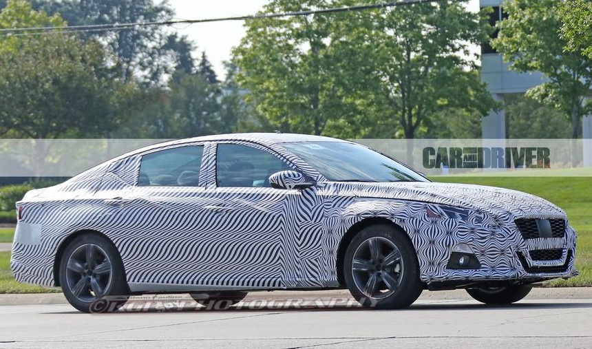 2019 Nissan Sentra Redesign Spy Shots