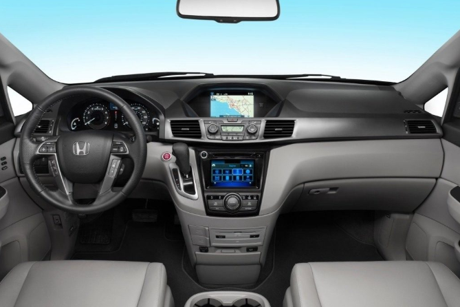 2019 Honda Elysion Interior
