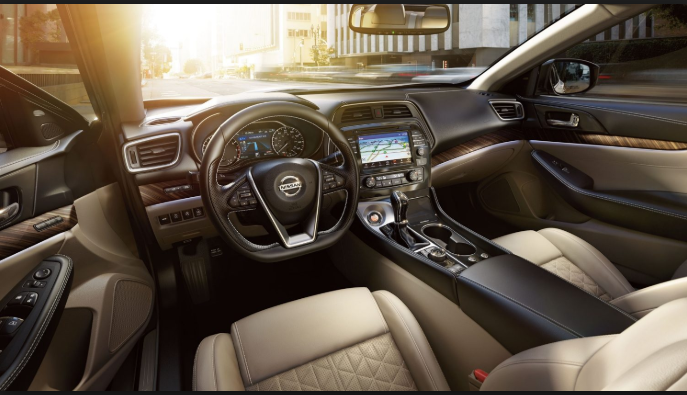 2019 nissan maxima interior