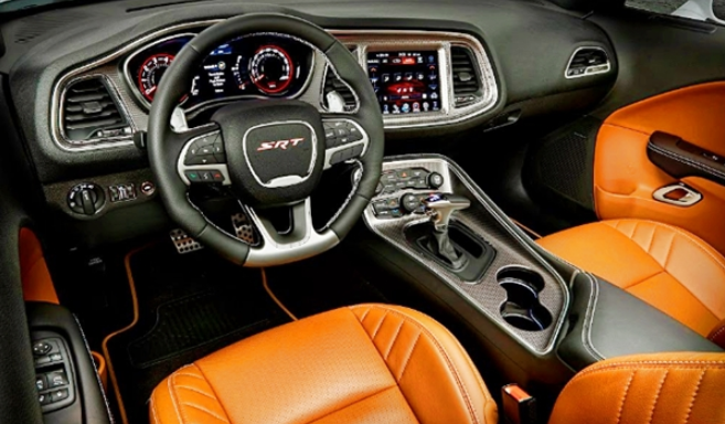 2020 Dodge Charger Interior