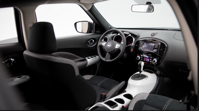 2020 nissan juke interior