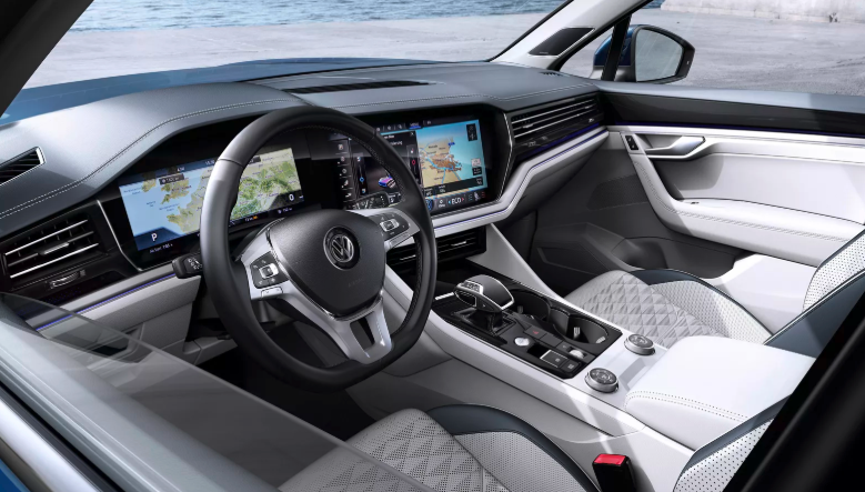 2019 Volkswagen Touareg Interior