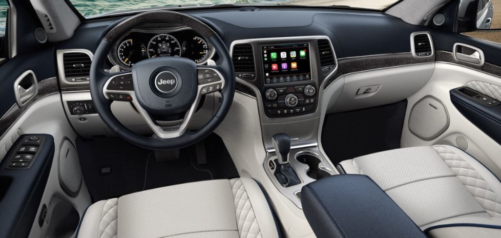 2020 Jeep Grand Cherokee SRT Interior