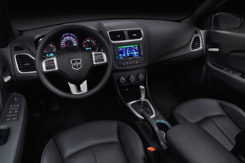 2019 Dodge Avenger Interior