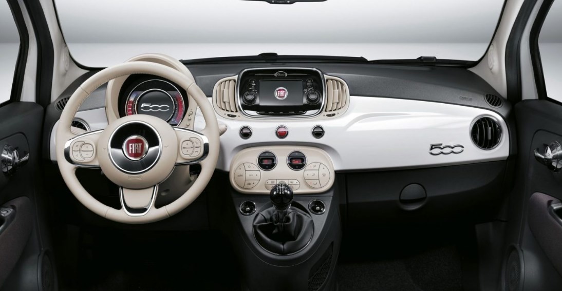 2019 Fiat 500L Interior