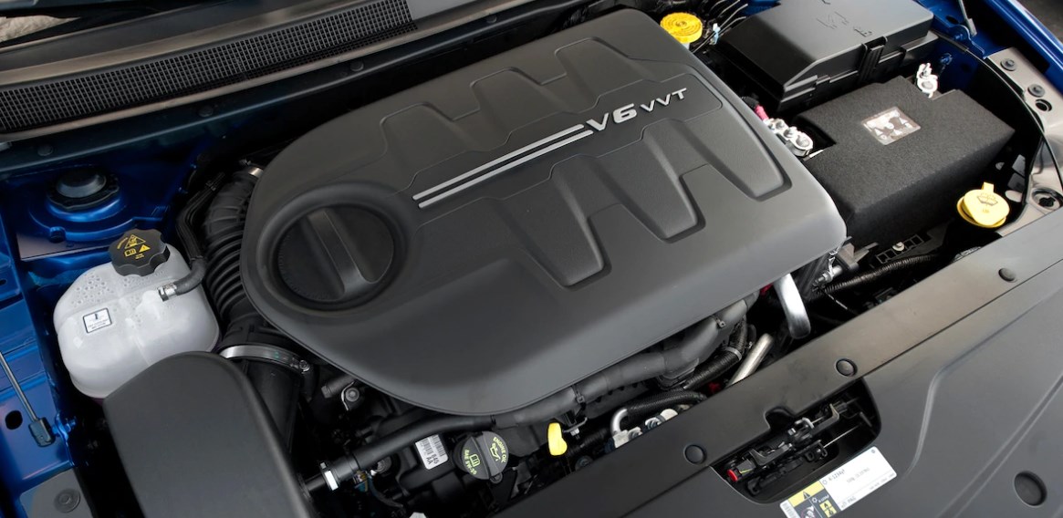 2019 Chrysler 200 S Engine