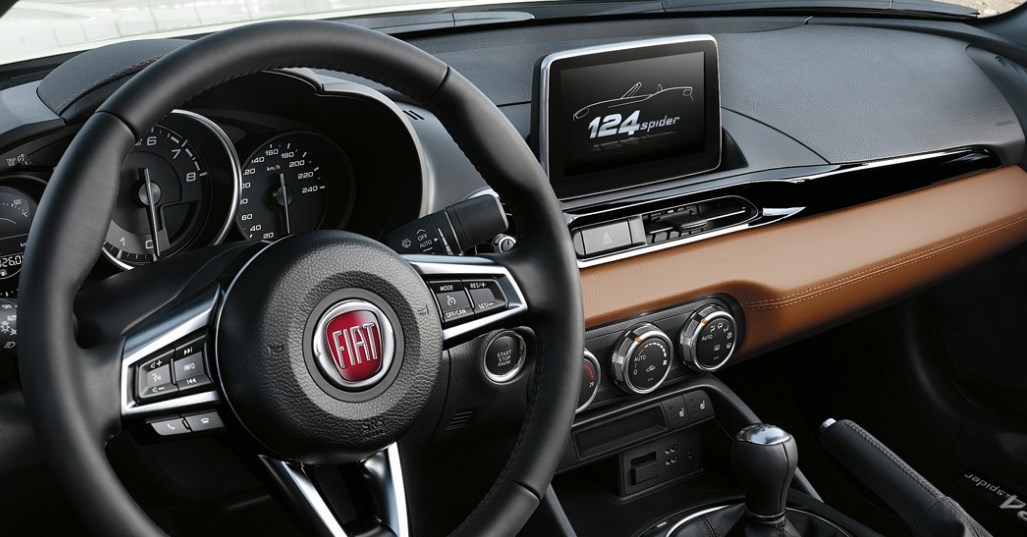 2019 Fiat 124 Spider Classica Interior