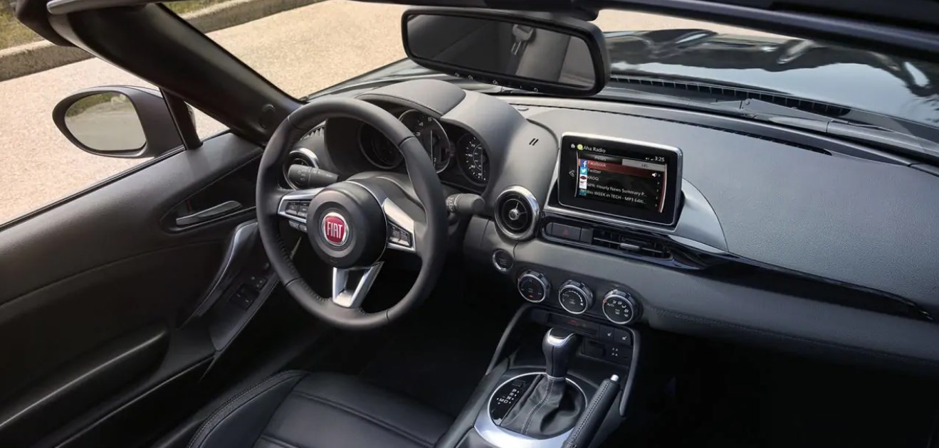 2019 Fiat 124 Interior