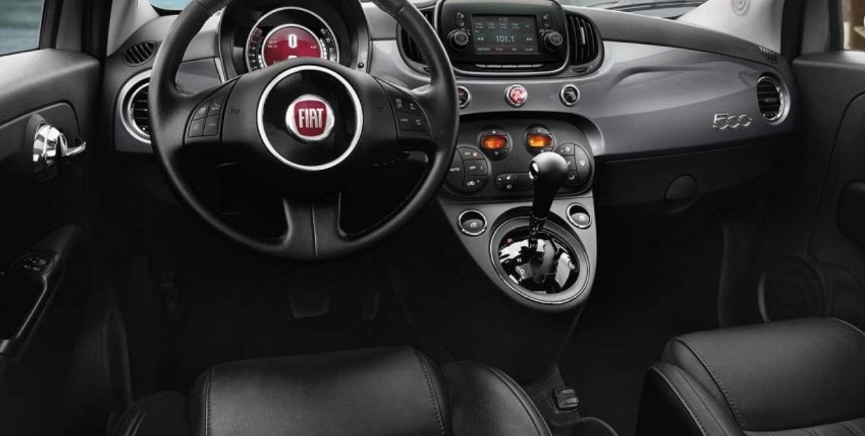 2019 Fiat 500E Interior