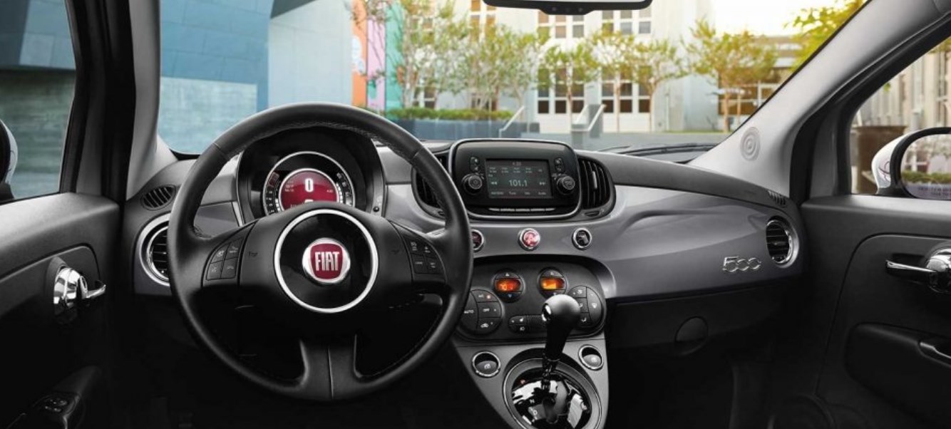 2019 Fiat Pop Interior