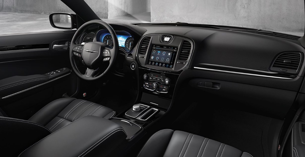 2020 Chrysler 300 SRT8 Interior