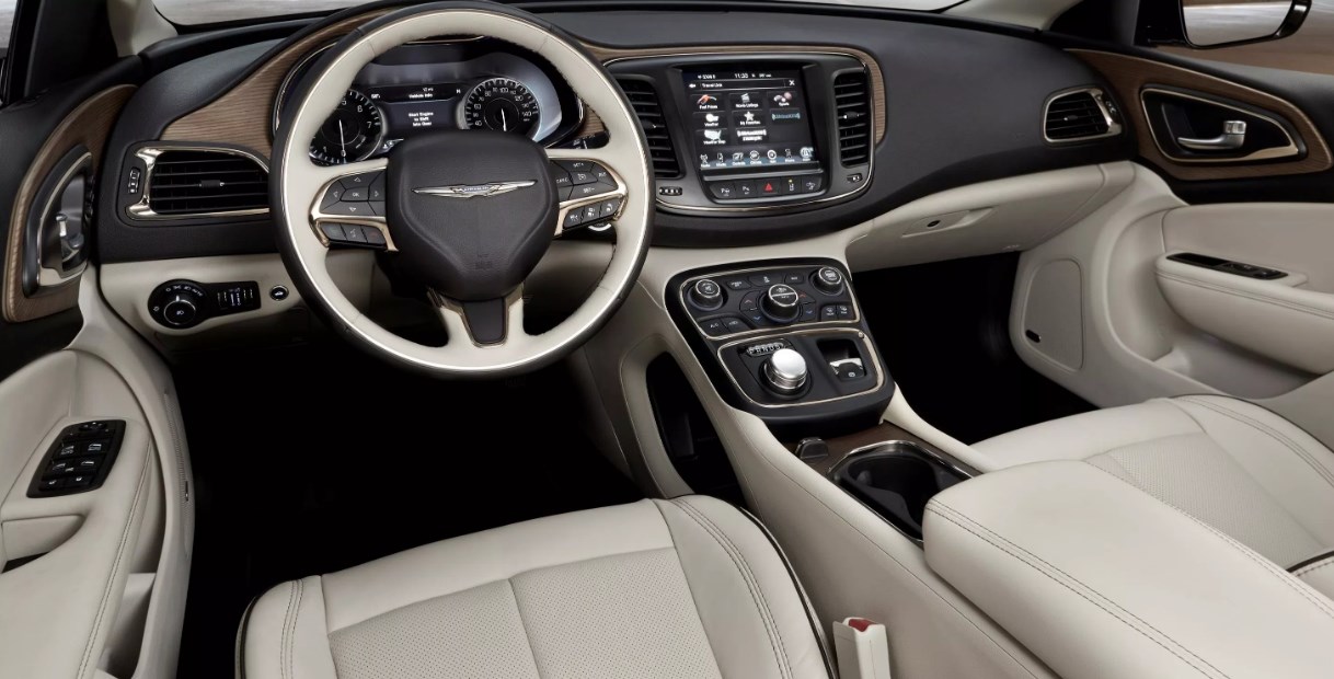 2019 Chrysler 200 Interior
