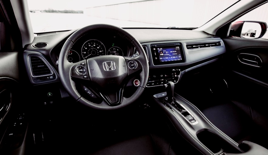 2020 Honda HRV Turbo Interior