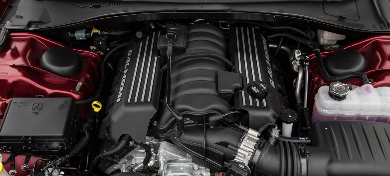 2019 Chrysler 300C SRT Engine