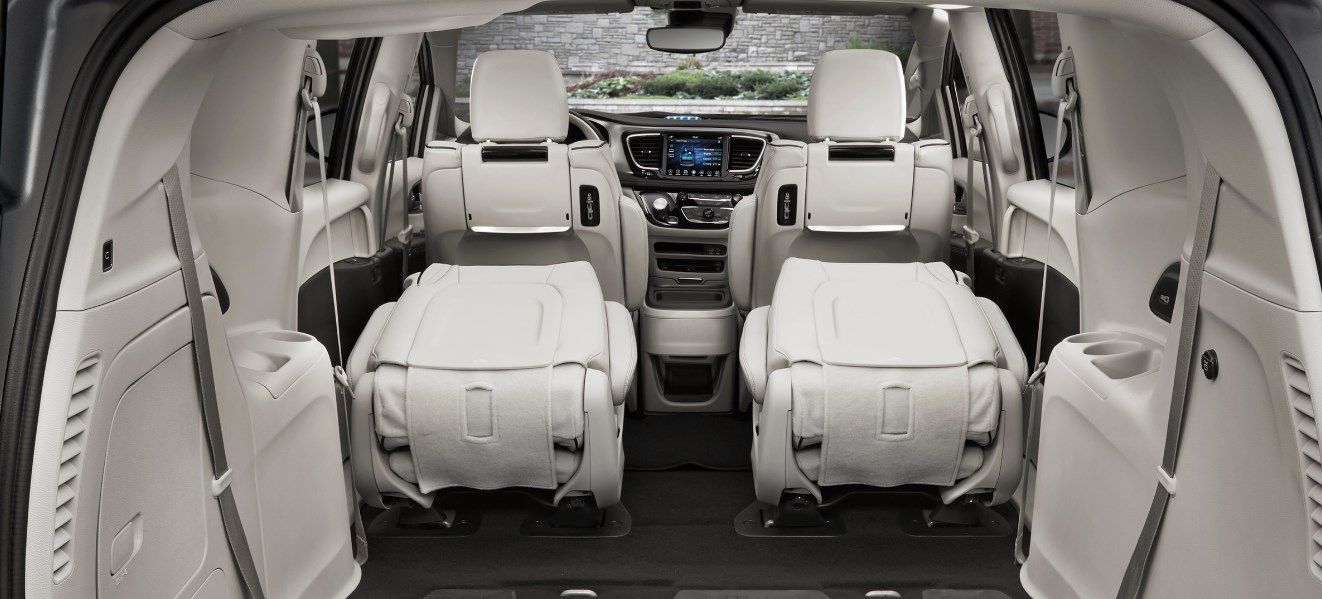 2019 Chrysler Pacifica Hybrid Interior