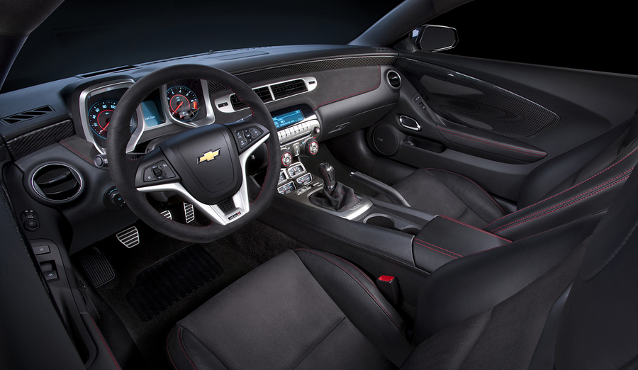 2020 Chevrolet Camaro Interior