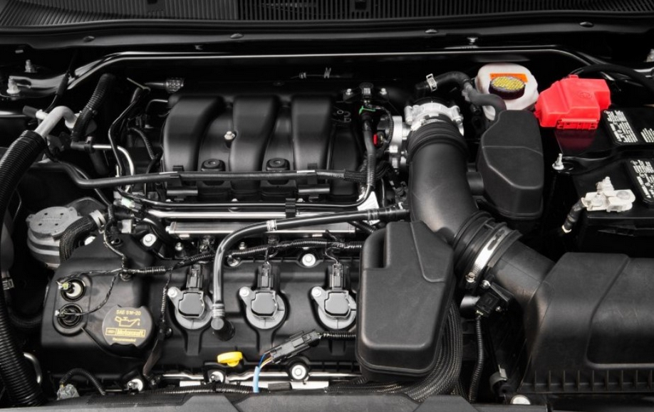 2020 Ford Taurus Engine