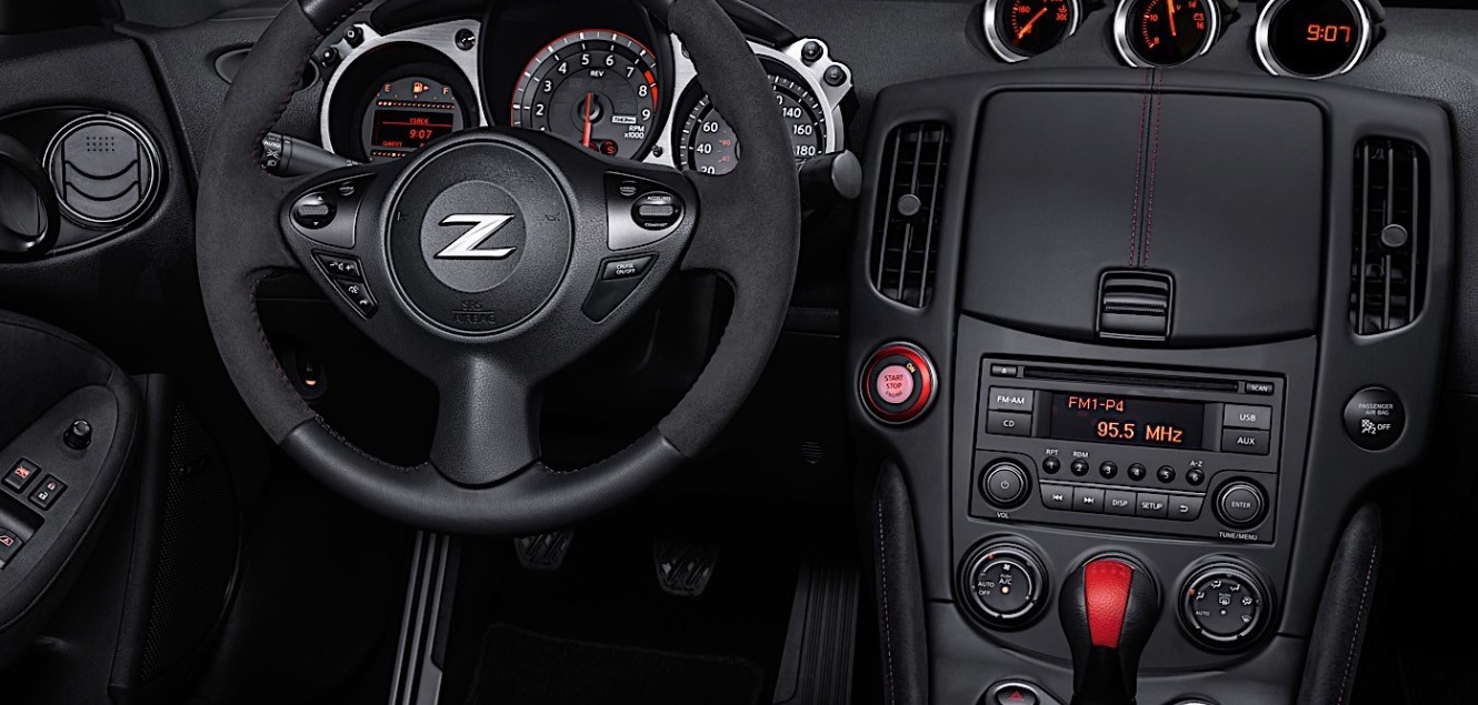 2020 Nissan 370Z Interior