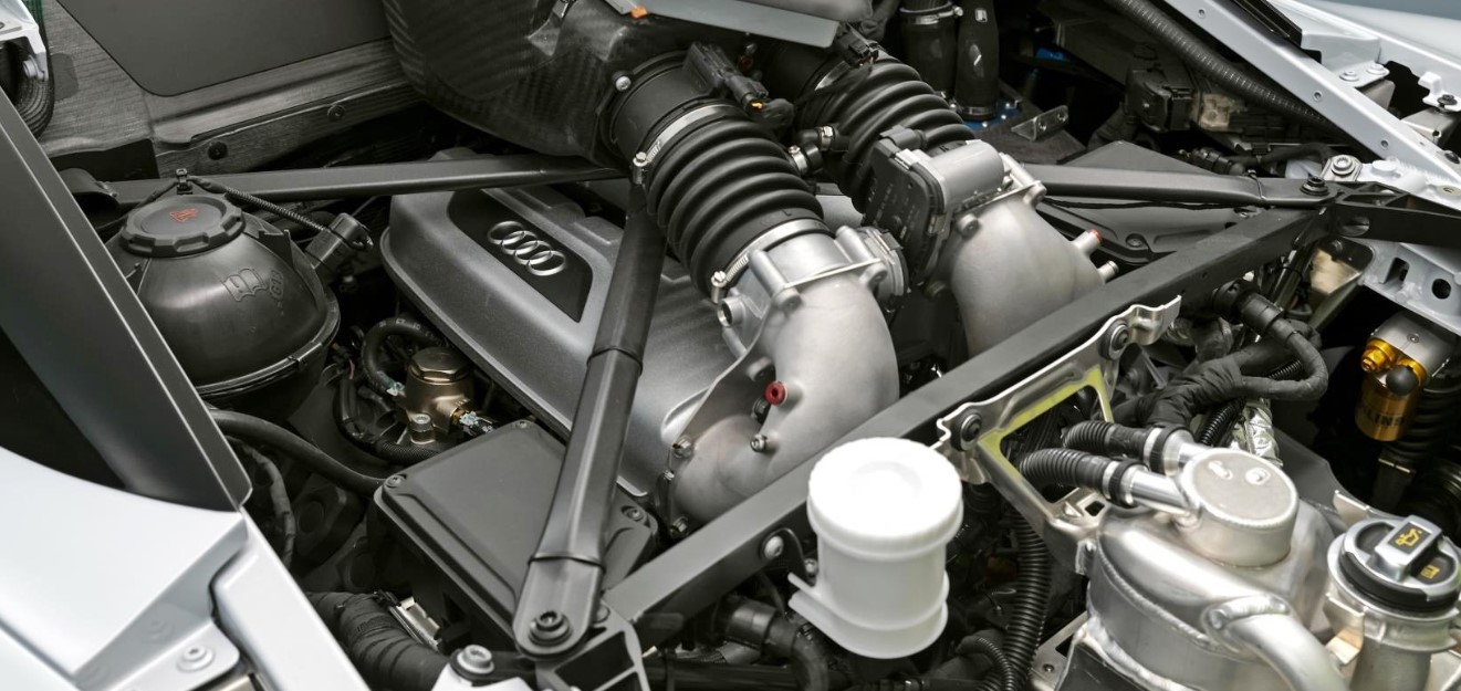 2020 Audi R8 Engine