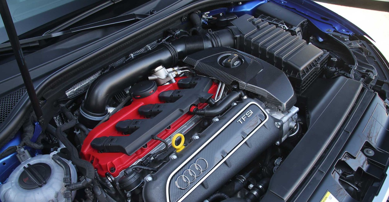 2020 Audi RS3 Engine