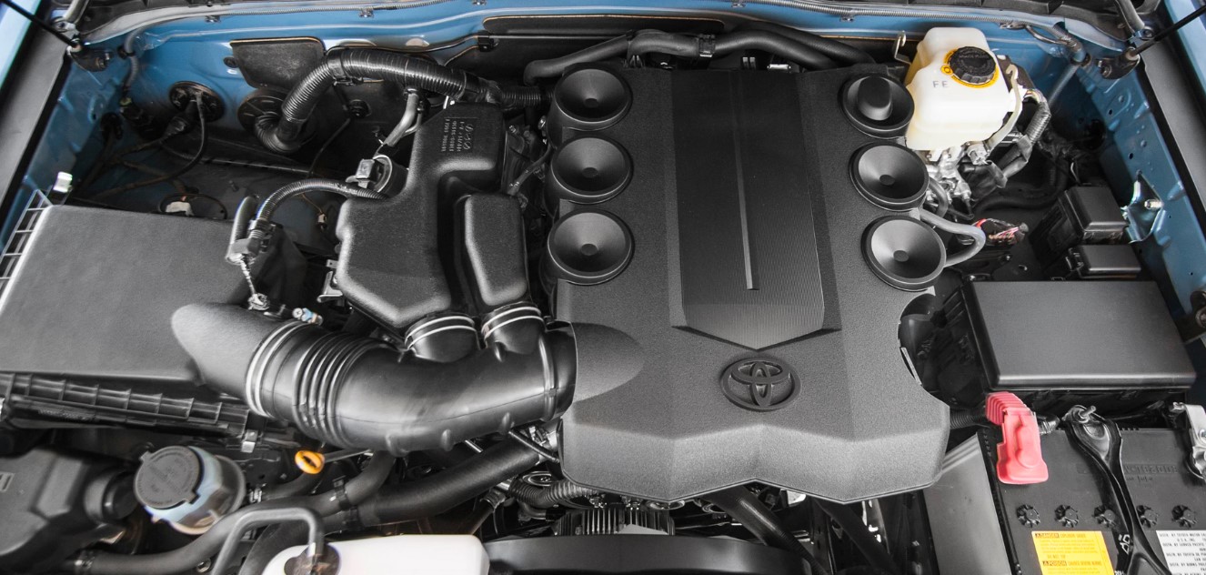 2020 Toyota FJ Cruiser Engine