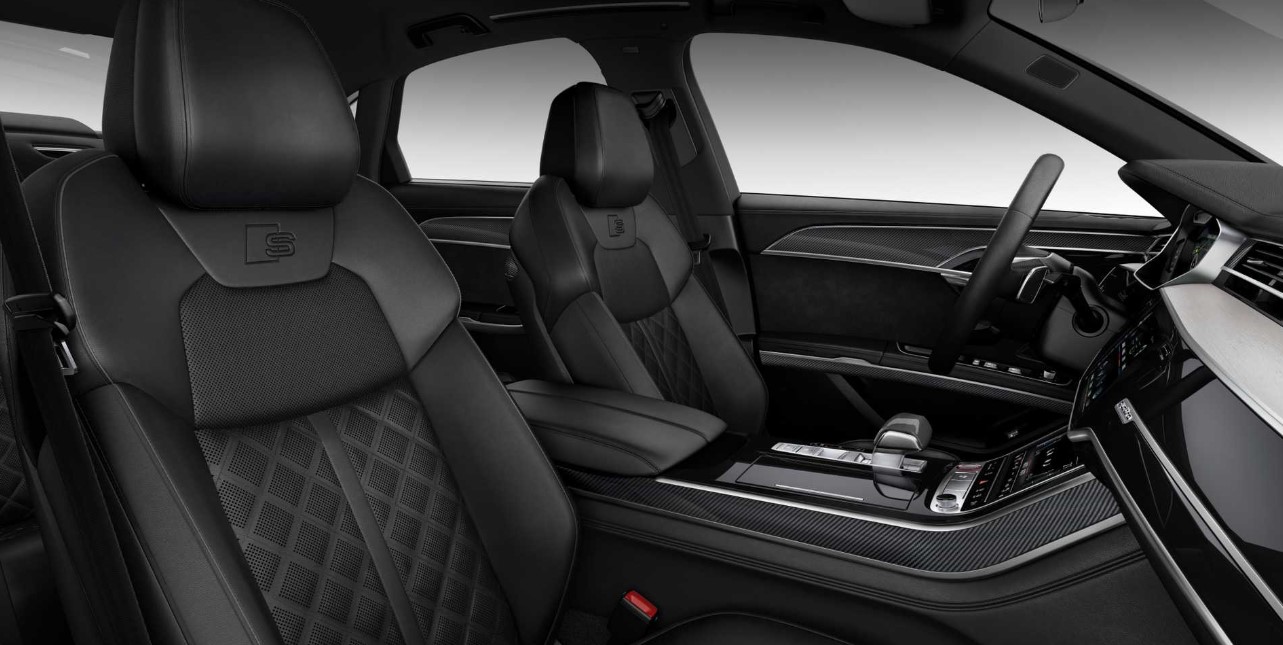 2020 Audi S8 Interior