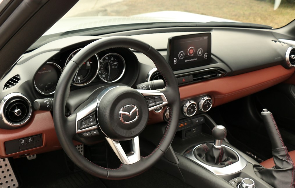2020 Mazda MX-5 Miata Interior