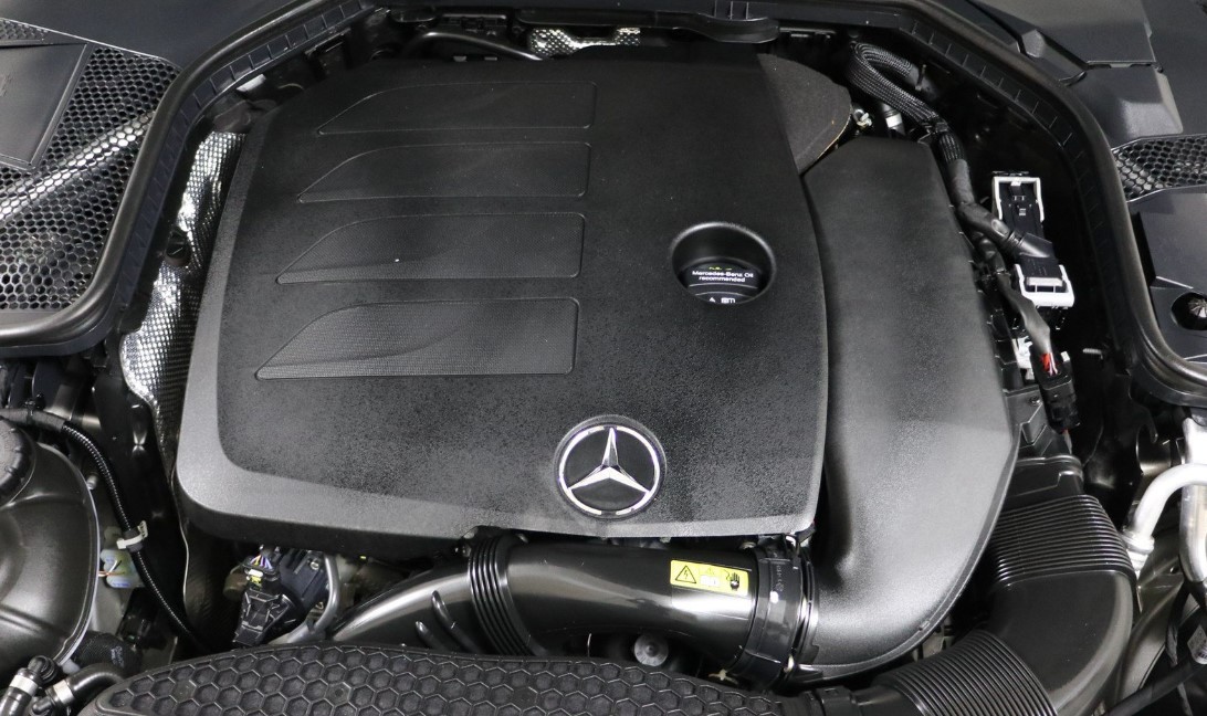 2020 Mercedes Benz C Class Engine