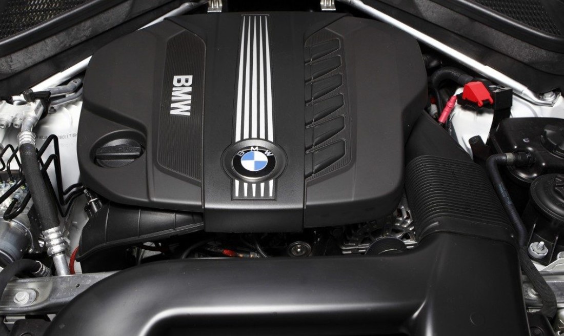 2021 BMW X6 Engine