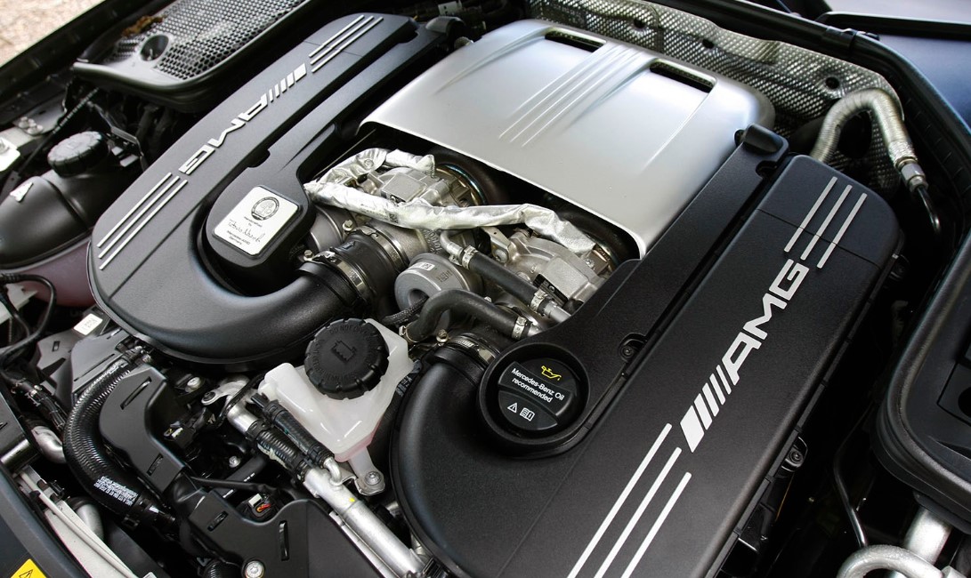 2021 Mercedes C63 AMG S Engine