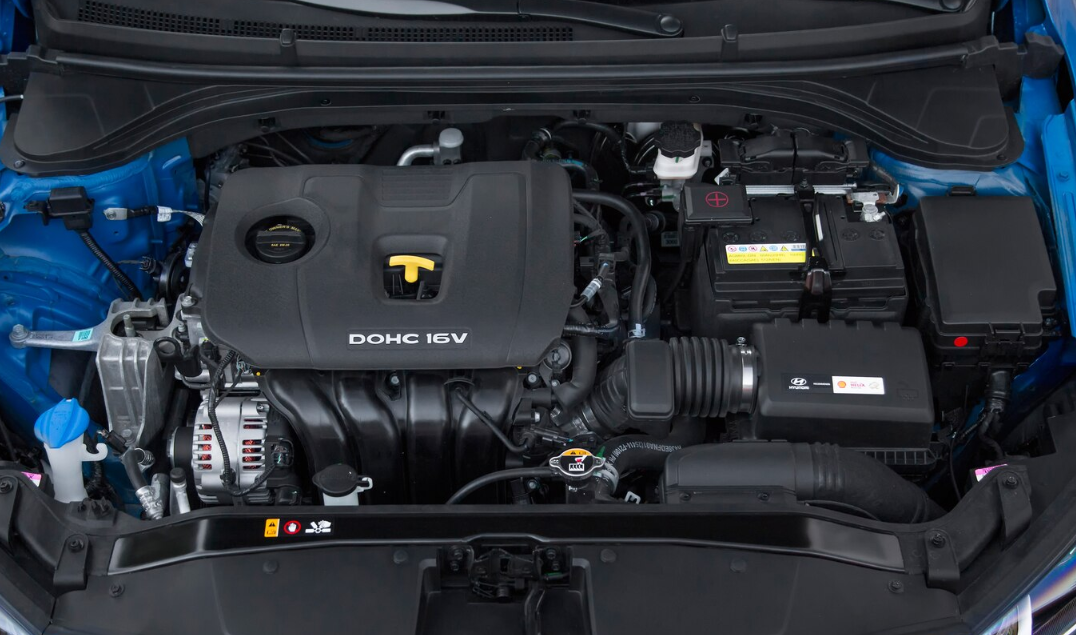 2020 Hyundai Elantra SE Engine