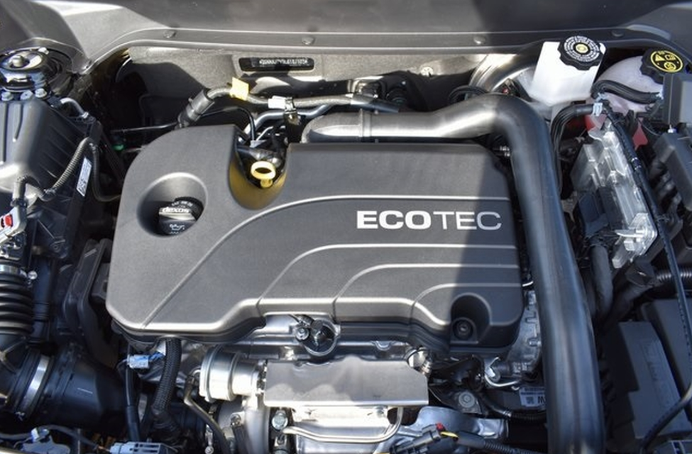 2021 Chevrolet Equinox Engine