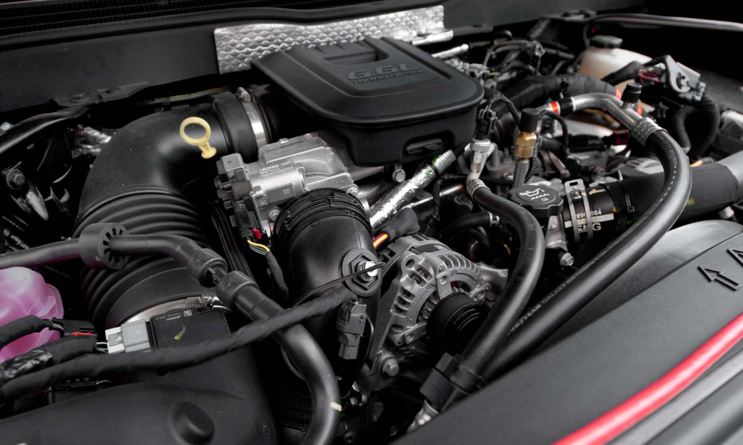2021 Chevrolet Silverado 2500HD Engine