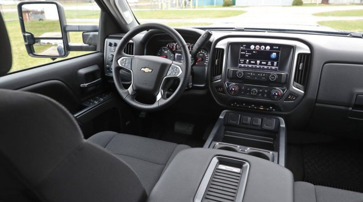 2021 Chevrolet Silverado 2500HD Interior.