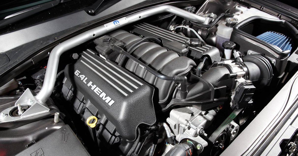2021 Chrysler 300 Engine