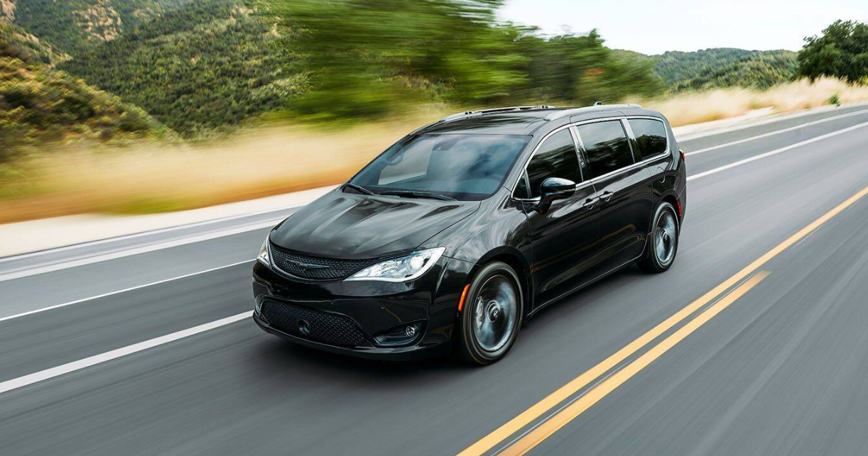 2020 Chrysler Pacifica Limited Exterior