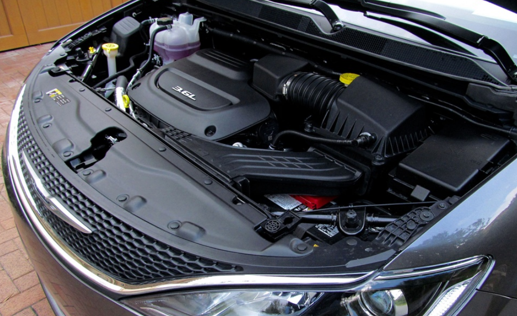 2021 Chrysler Pacifica MPG Engine