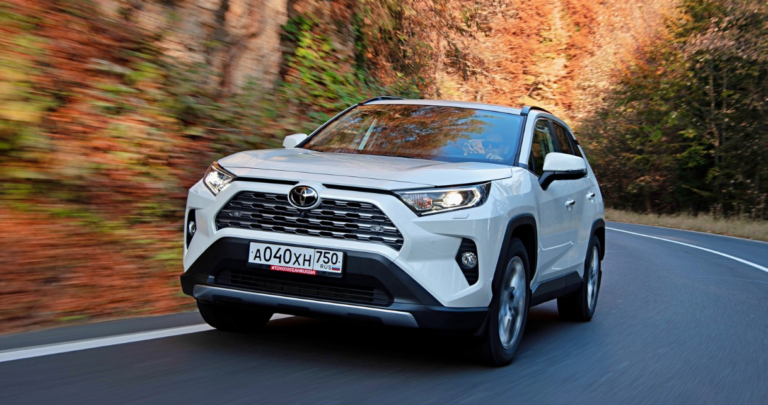 2023-toyota-rav4-xle-latest-car-reviews