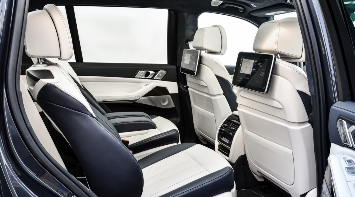 2022 BMW X7 Interior