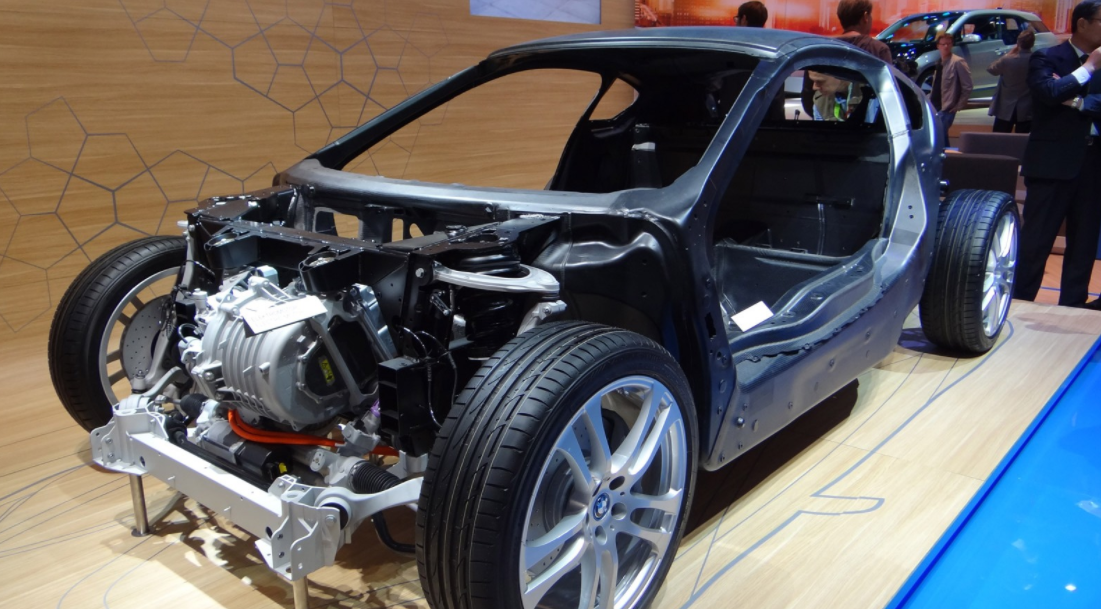 2022 BMW I8 Engine