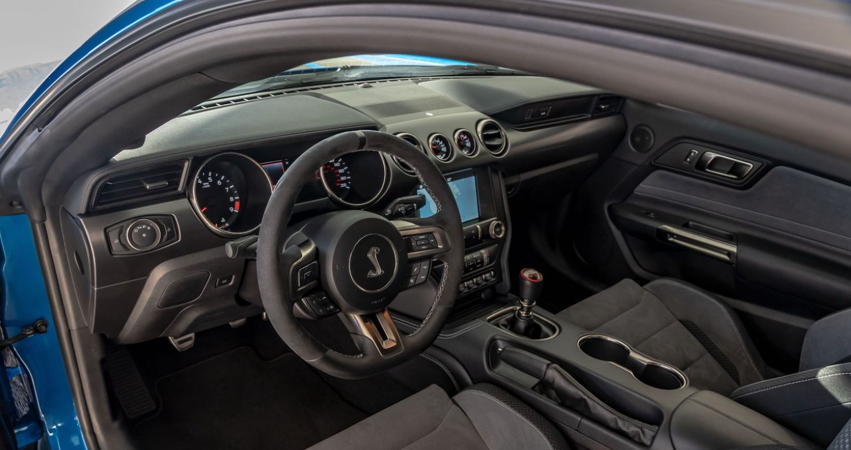 2023 Ford Mustang Interior
