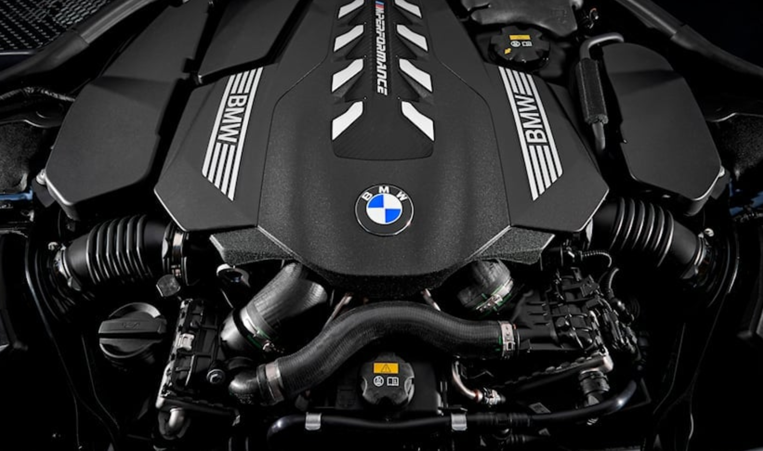 2024 BMW X8 Engine