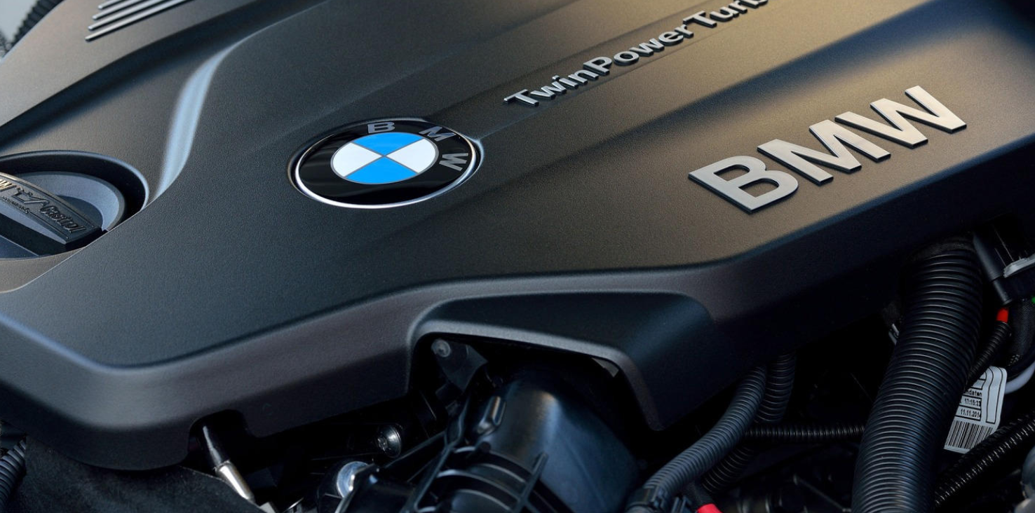 2025 BMW 5 Series Engine